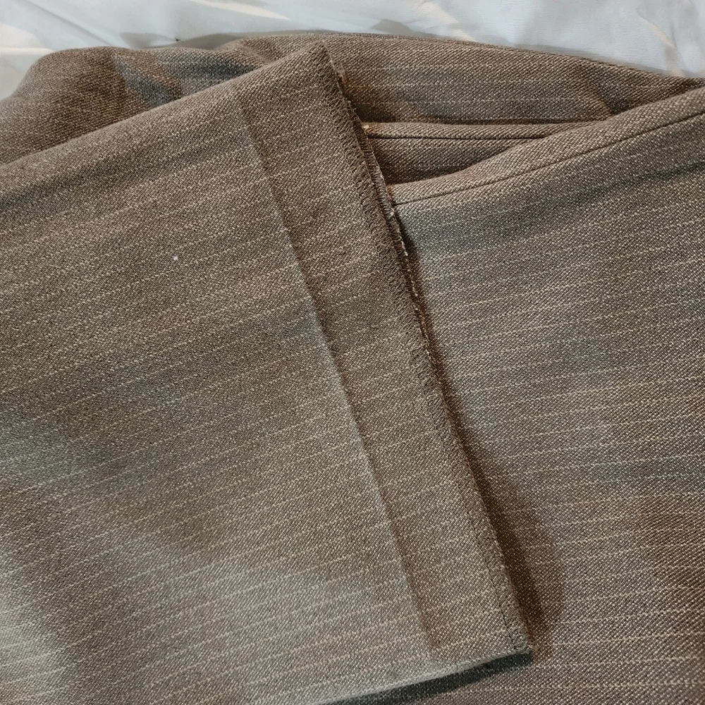 Express pants Tan and white pinstripe Size 6R - Picture 14 of 15
